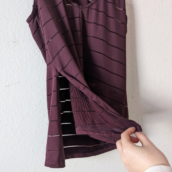 Athleta Max Out Chi Tank Top - Picture 4 of 10